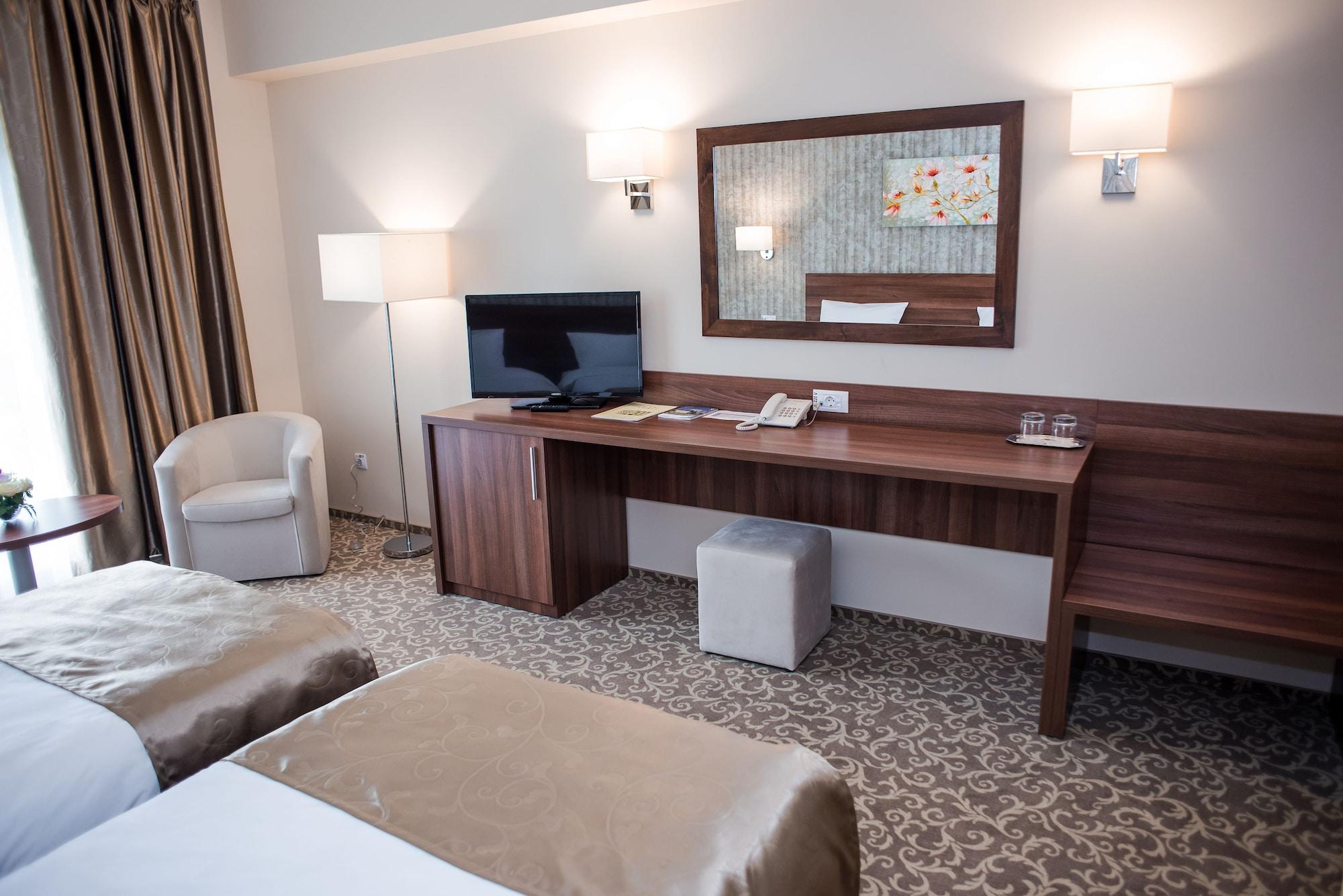 Hotel Arnia Iasi Luaran gambar