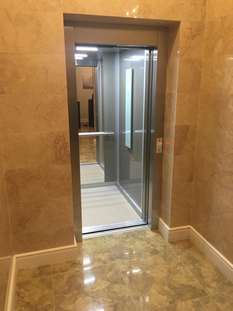 Hotel Arnia Iasi Luaran gambar
