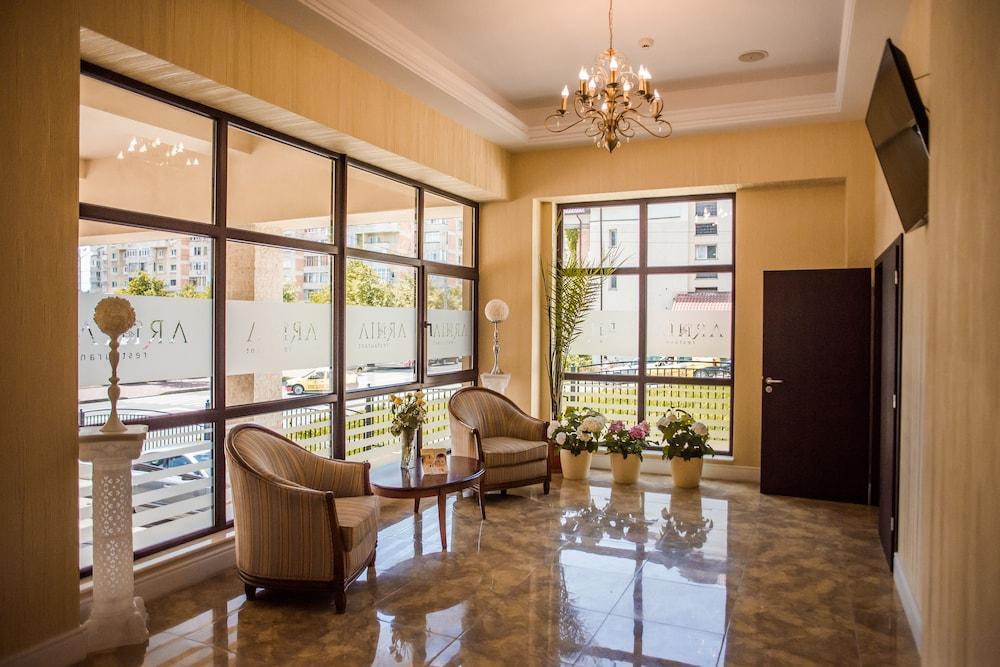 Hotel Arnia Iasi Luaran gambar