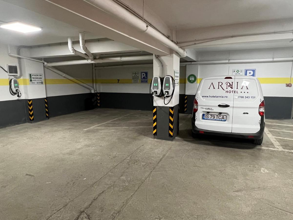 Hotel Arnia Iasi Luaran gambar