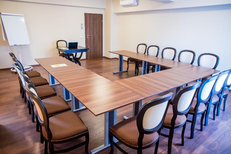 Hotel Arnia Iasi Luaran gambar