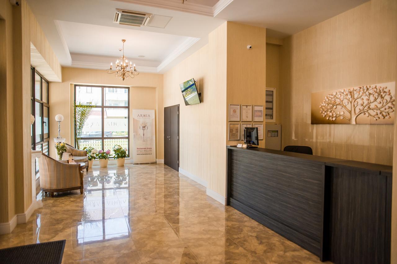 Hotel Arnia Iasi Luaran gambar