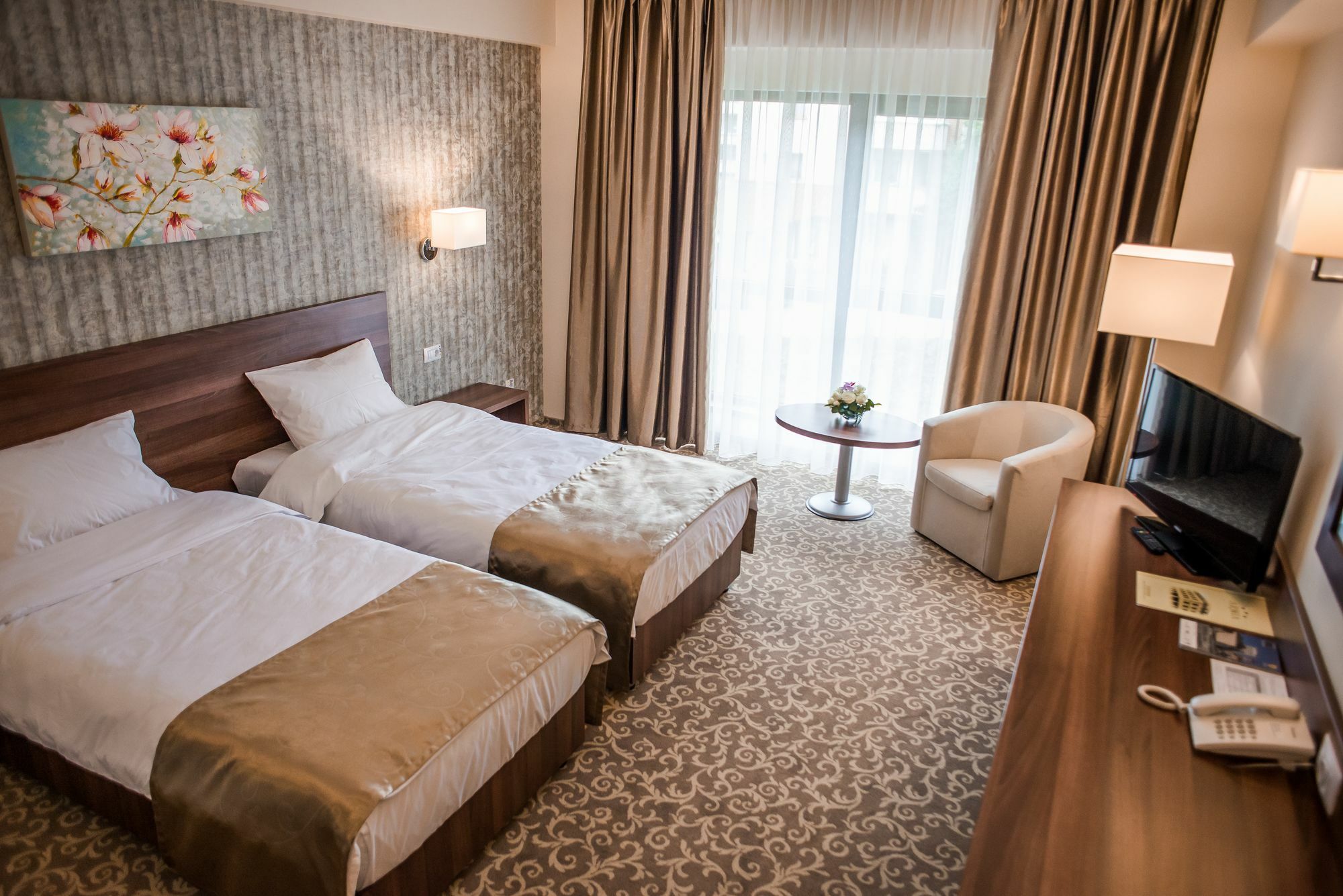 Hotel Arnia Iasi Luaran gambar